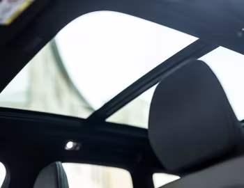 Interior Volvo XC60 B6 AWD R-Design [Japan] '2020–21