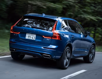 Volvo XC60 B6 AWD R-Design [Japan] '2020–21