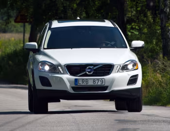 Volvo XC60 D3 [Worldwide] '2009–13