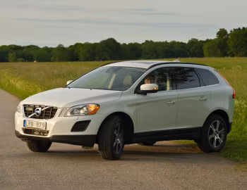 Volvo XC60 D3 [Worldwide] '2009–13