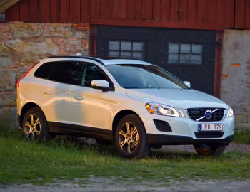Volvo XC60 D3 [Worldwide] '2009–13