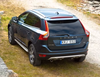 Volvo XC60 D3 [Worldwide] '2009–13