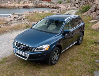Volvo XC60 D3 [Worldwide] '2009–13