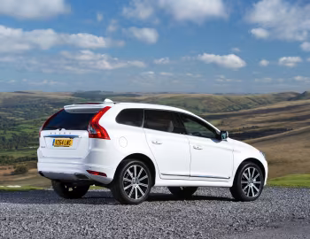 Volvo XC60 D4 [UK-spec] '2013–17