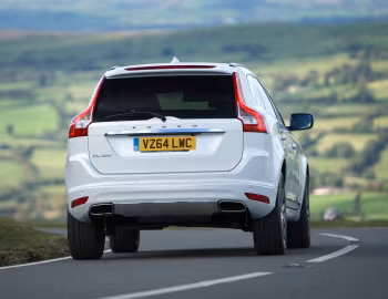 Volvo XC60 D4 [UK-spec] '2013–17