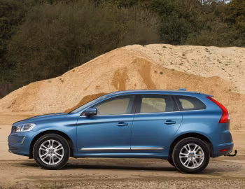 Volvo XC60 D4 [UK-spec] '2013–17