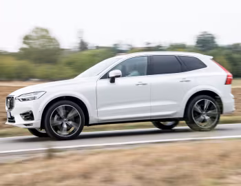Volvo XC60 D4 R-Design [Worldwide] '2017–21