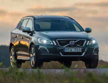 Volvo XC60 D4 R-Design [Worldwide] '2009–13