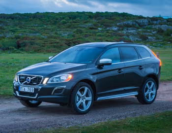 Volvo XC60 D4 R-Design [Worldwide] '2009–13