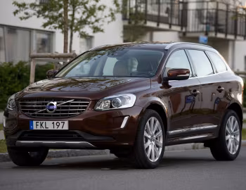 Volvo XC60 D5 [Worldwide] '2013–17