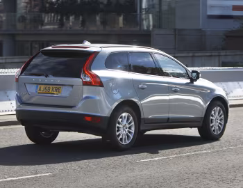 Volvo XC60 D5 MT [UK-spec] '2008–13