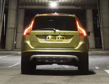 Volvo XC60 D5 AT [UK-spec] '2008–13