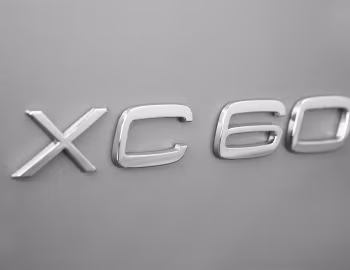 Volvo XC60 D5 MT [UK-spec] '2008–13