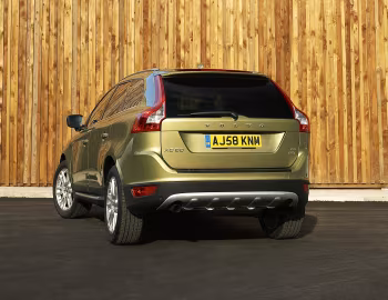 Volvo XC60 D5 AT [UK-spec] '2008–13