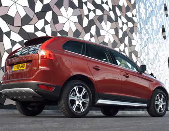 Volvo XC60 DRIVe Efficiency [UK-spec] '2009–13