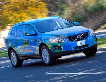 Volvo XC60 "One Ocean, One Planet" Art Car '2010