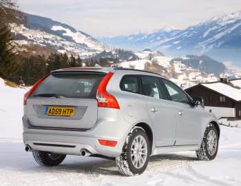 Volvo XC60 R-Design [UK-spec] '2009–13