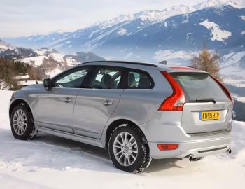 Volvo XC60 R-Design [UK-spec] '2009–13
