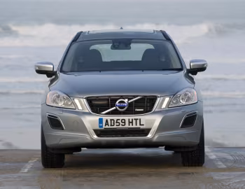 Volvo XC60 R-Design [UK-spec] '2009–13