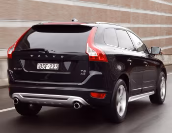 Volvo XC60 R-Design [Australia] '2011–13