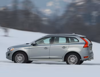 Volvo XC60 R-Design [UK-spec] '2009–13