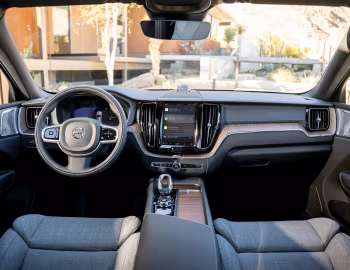 Panneau avant 2022–pr. Volvo XC60 Recharge T8 Inscription [North America] '2022–pr.