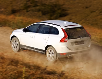 Volvo XC60 T6 [Australia] '2009–13