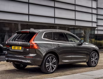 Volvo XC60 T6 Recharge AWD Inscription [UK-spec] '2021–pr.
