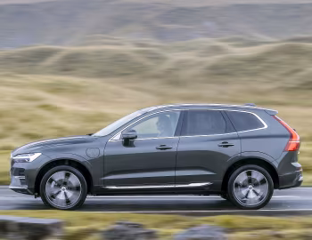 Volvo XC60 T6 Recharge AWD Inscription [UK-spec] '2021–pr.