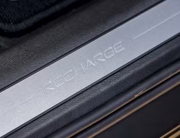 Interior Volvo XC60 T6 Recharge AWD Inscription [UK-spec] '2021–pr.