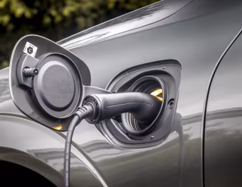 Volvo XC60 T6 Recharge AWD Inscription [UK-spec] '2021–pr.