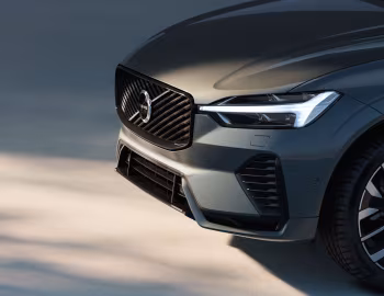 Volvo XC60 T8 [Worldwide] '2025–pr.