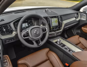 Panneau avant 2018–21 Volvo XC60 T8 Inscription [North America] '2017–21