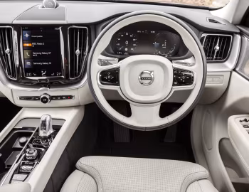 Panneau avant Volvo XC60 T8 Inscription [UK-spec] '2017–21