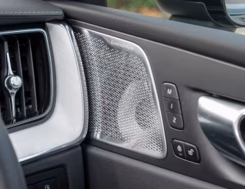 Intérieur Volvo XC60 T8 Plug-in Hybrid AWD [UK-spec] '2025–pr.