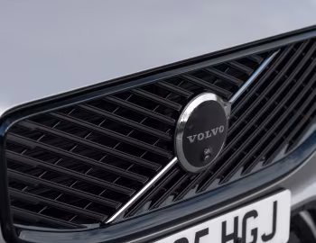 Logo Volvo XC60 T8 Plug-in Hybrid AWD [UK-spec] '2025–pr.