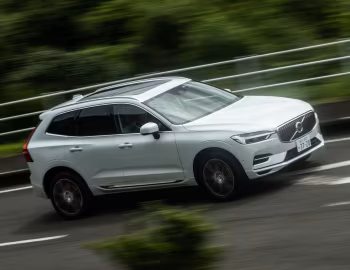 Volvo XC60 T8 Recharge AWD Inscription [Japan] '2021