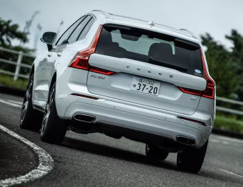 Volvo XC60 T8 Recharge AWD Inscription [Japan] '2021