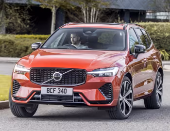 Volvo XC60 T8 Recharge AWD R-Design [UK-spec] '2021–pr.