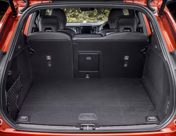 Porta-malas Volvo XC60 T8 Recharge AWD R-Design [UK-spec] '2021–pr.