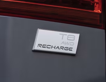 Volvo XC60 T8 Recharge AWD R-Design [Worldwide] '2021–pr.