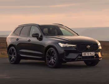 Volvo XC60 T8 Recharge Ultimate "Black Edition" [UK-spec] '2024–pr.