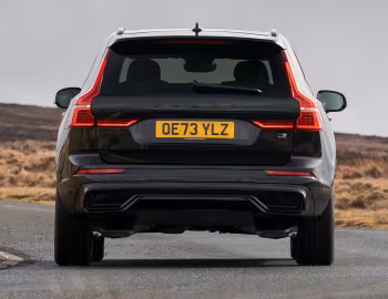Volvo XC60 T8 Recharge Ultimate "Black Edition" [UK-spec] '2024–pr.