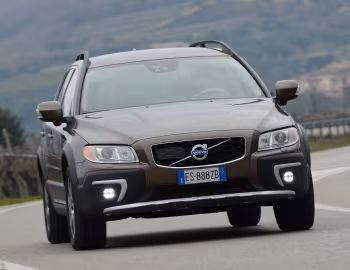 Volvo XC70 D4 "Polar" [Italy] '2014–16