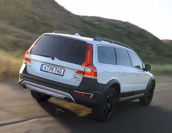 Volvo XC70 D5 [Worldwide] '2013–16
