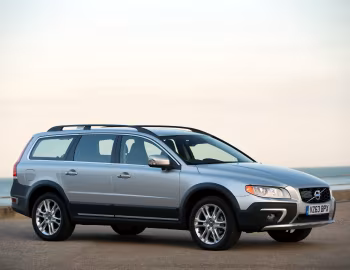 Volvo XC70 [UK-spec] '2013–16
