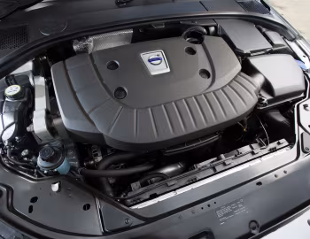 Sous la capuche Volvo XC70 [UK-spec] '2013–16