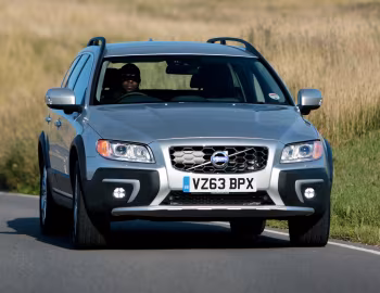 Volvo XC70 [UK-spec] '2013–16