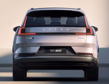 Volvo XC70 AWD [China] '2025–pr.