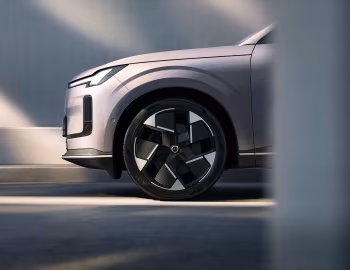 Volvo XC70 AWD [China] '2025–pr.